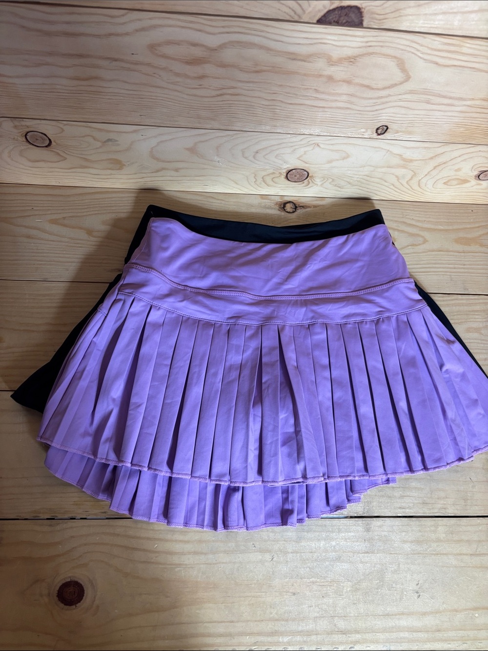 Goldhinge revolve lot of 2 pleated skorts size M